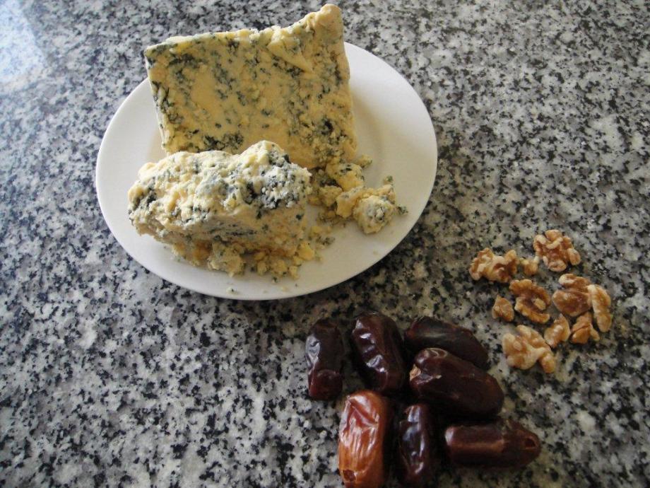 Stilton dates and walnuts