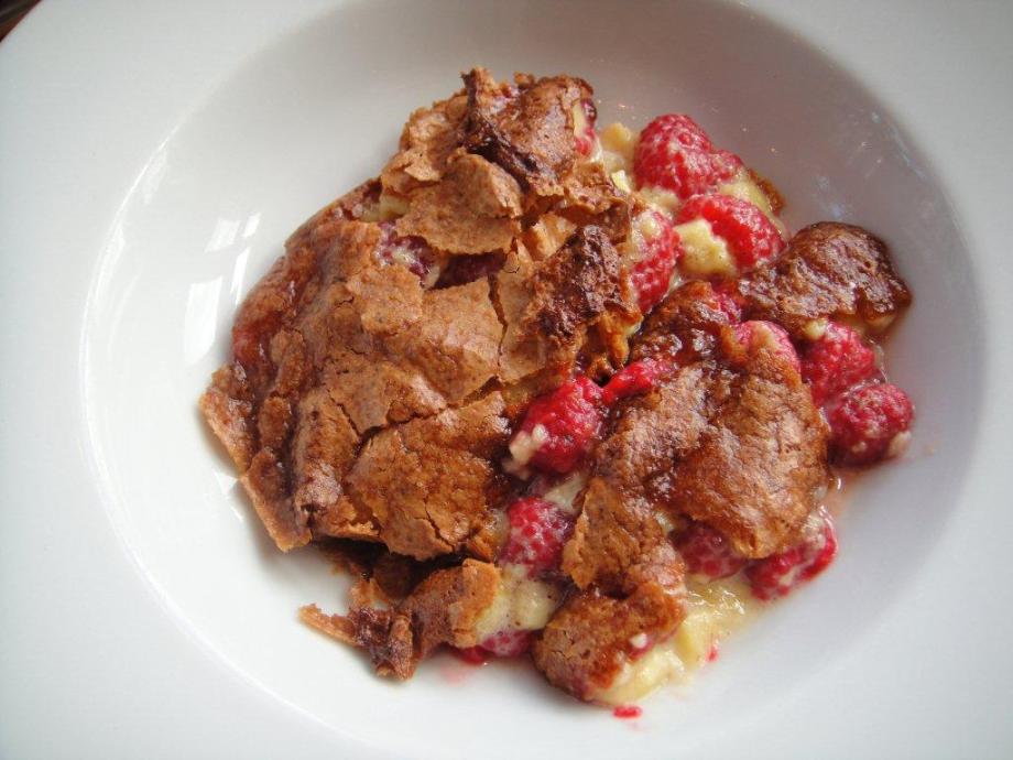 Raspberry claufoutis