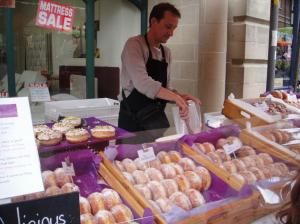 StroudFarmersMarket (4) Pippin doughnuts