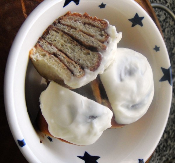 Chelsea buns and cinnamon buns (7) Cinnamon buns