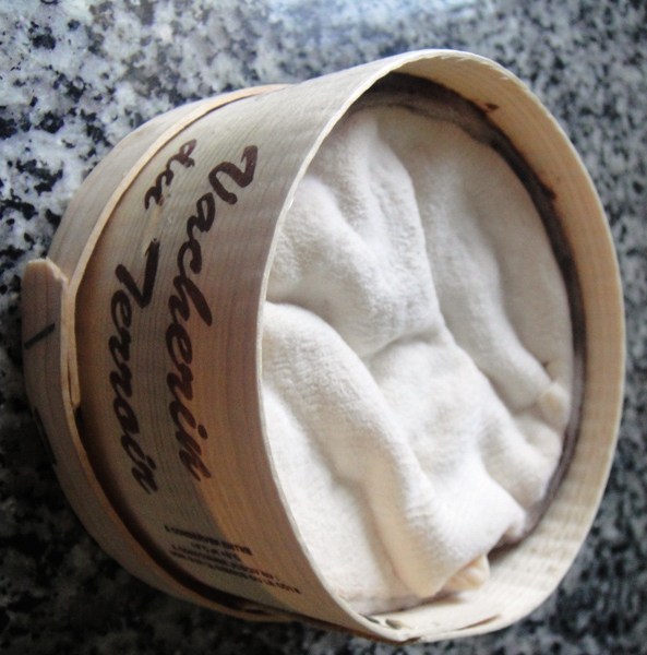 Vacherin Mont d'Or cheese