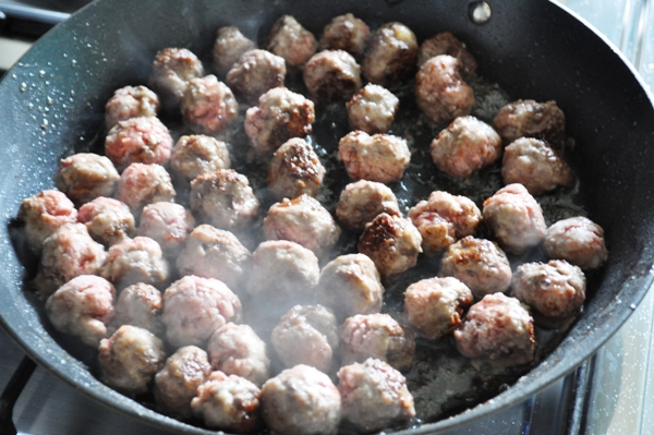 Meatballs frying