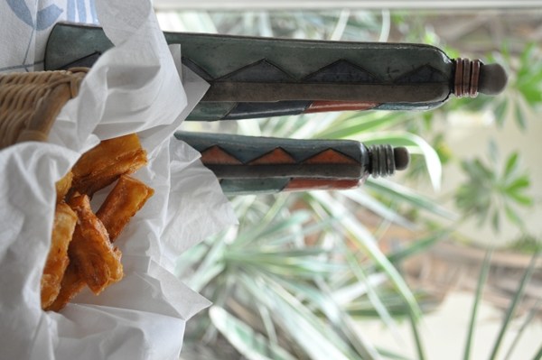 Cassava chips and African pottery