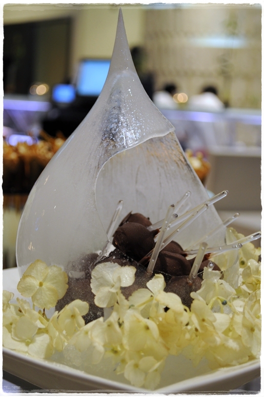 Ice pops chocolate at Lafayette Gourmet Dubai Chocolate ice pops