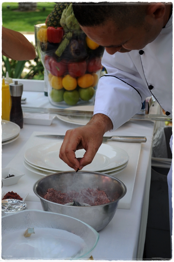FoodPhotoAtlantis2012_MyCustardPie223 Chef Hany makes smoked kofta