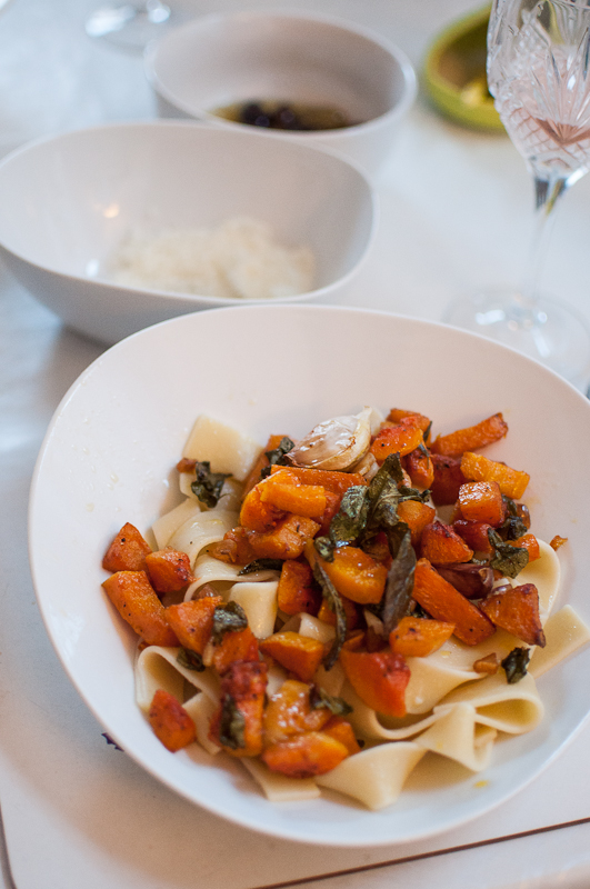 Butternut squash smoked garlic pasta - mycustardpie.com