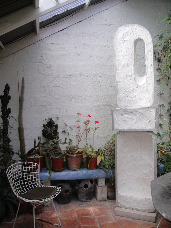 Barbara Hepworth sculpture garden - mycustardpie.com