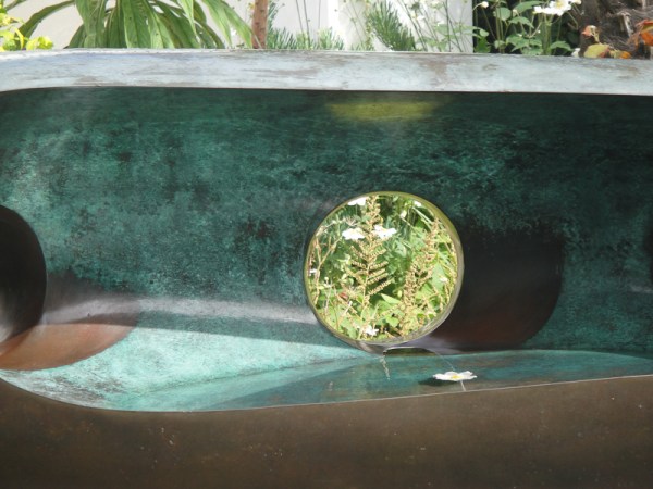 Barbara Hepworth sculpture garden - mycustardpie.com