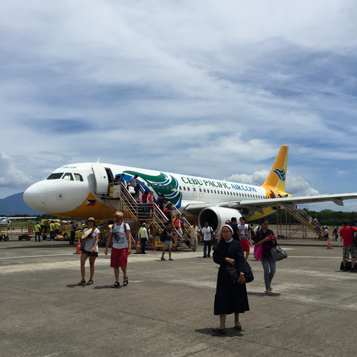 Landing in Palawan. Cebu Pacific - a low-cost airline to the Philippines - find out more on mycustardpie.com