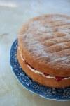 Victoria sandwich cake-0422