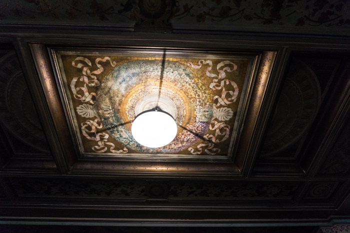 The painted ceilings on Pasticcherie Marchesi. How to have breakfast in Milan on mycustardpie.com