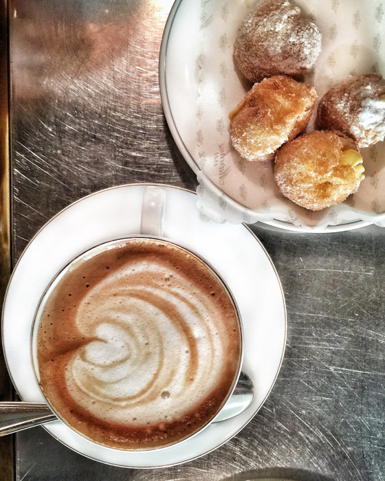 Cappuccino and fratelli. How to have breakfast in Milan, Italy by My Custard Pie
