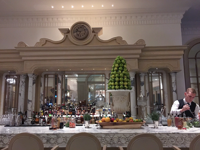 Food tours in Dubai. Read about the best ones on mycustardpie.com