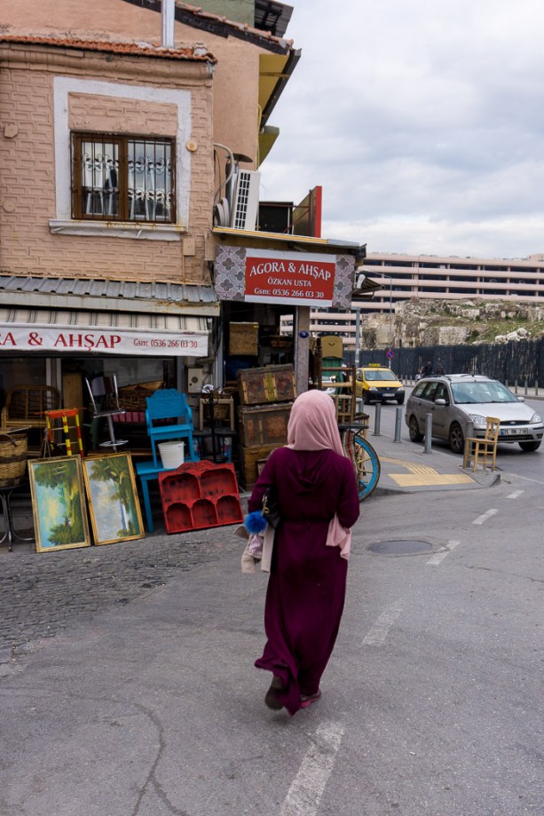 A visit to the Kemeralti Bazaar in Izmir - more info on mycustardpie.com