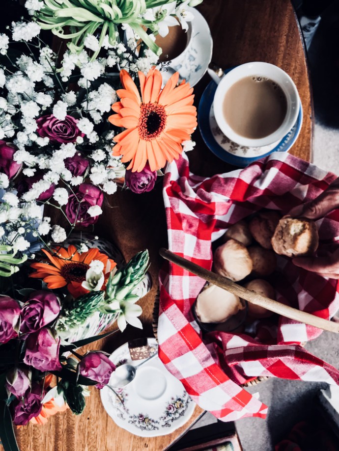 scones and tea