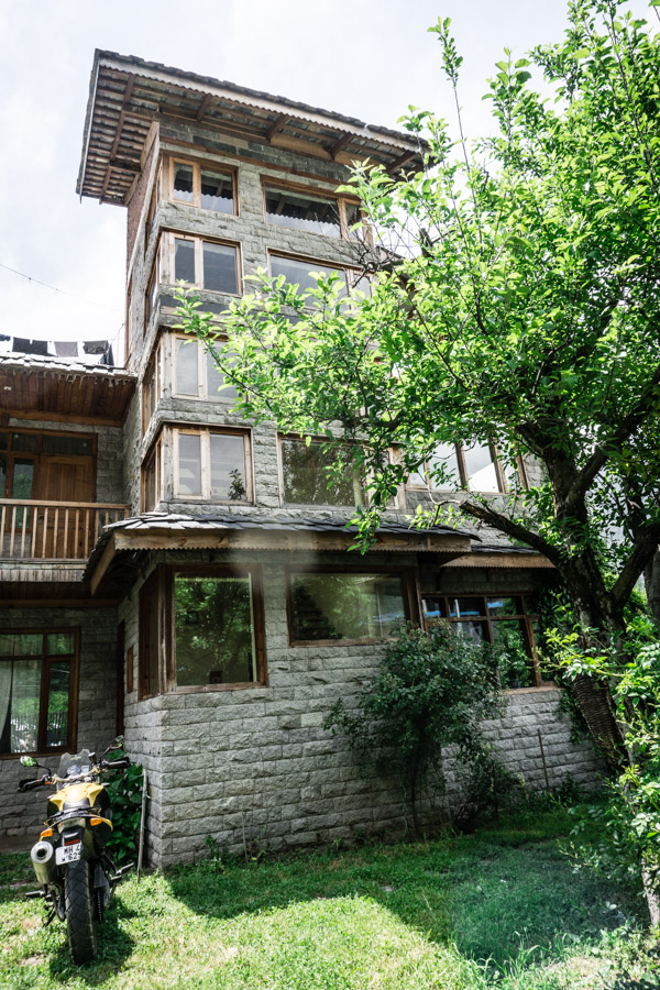 Outside of the Manali Iyengar Yoga Retreat