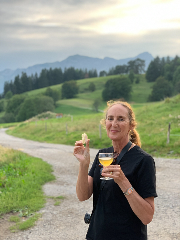 eating Reblochon in the mountains