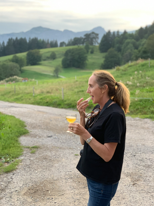 eating Reblochon in the mountains