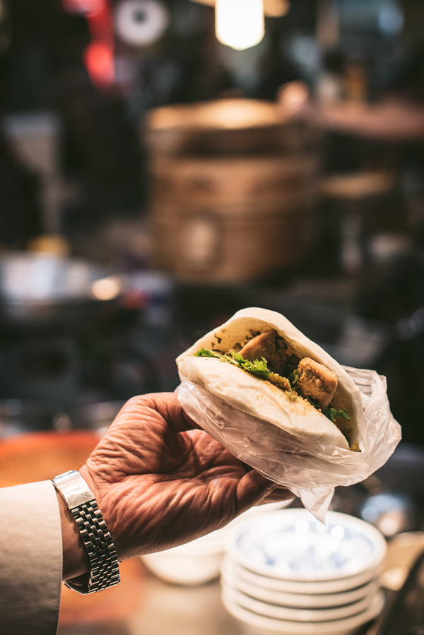 Gua bao bun in a hand